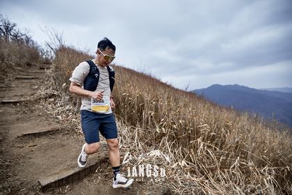 A runner on the Jangsu Trail Race course, April 2025
